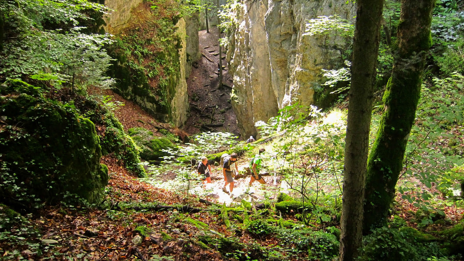 Passage de la Grotte des Nains à Ferrette